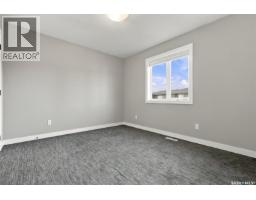 155 Dagnone Lane, Saskatoon, SK S7V1P5 Photo 18