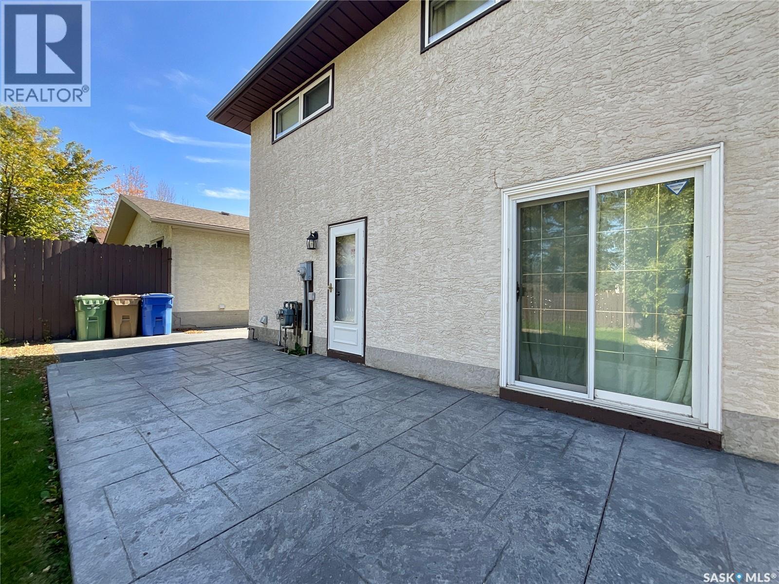 6418 DALGLIESH DRIVE - 52