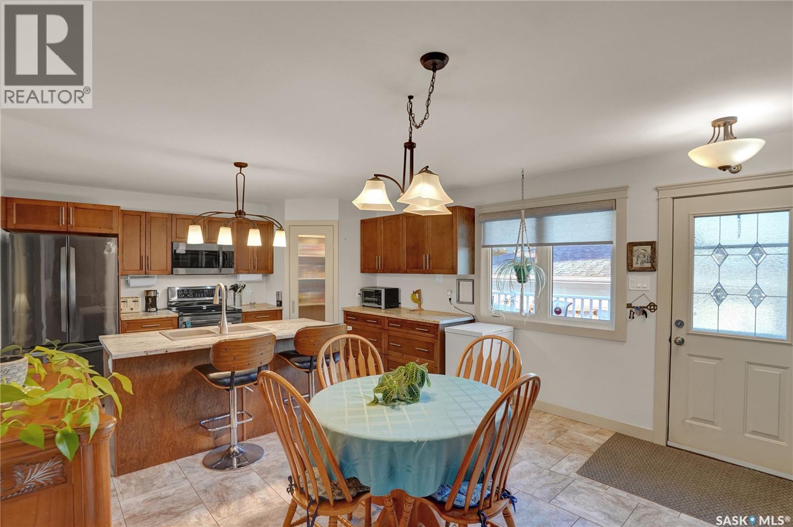 972 SIMCOE STREET - 16