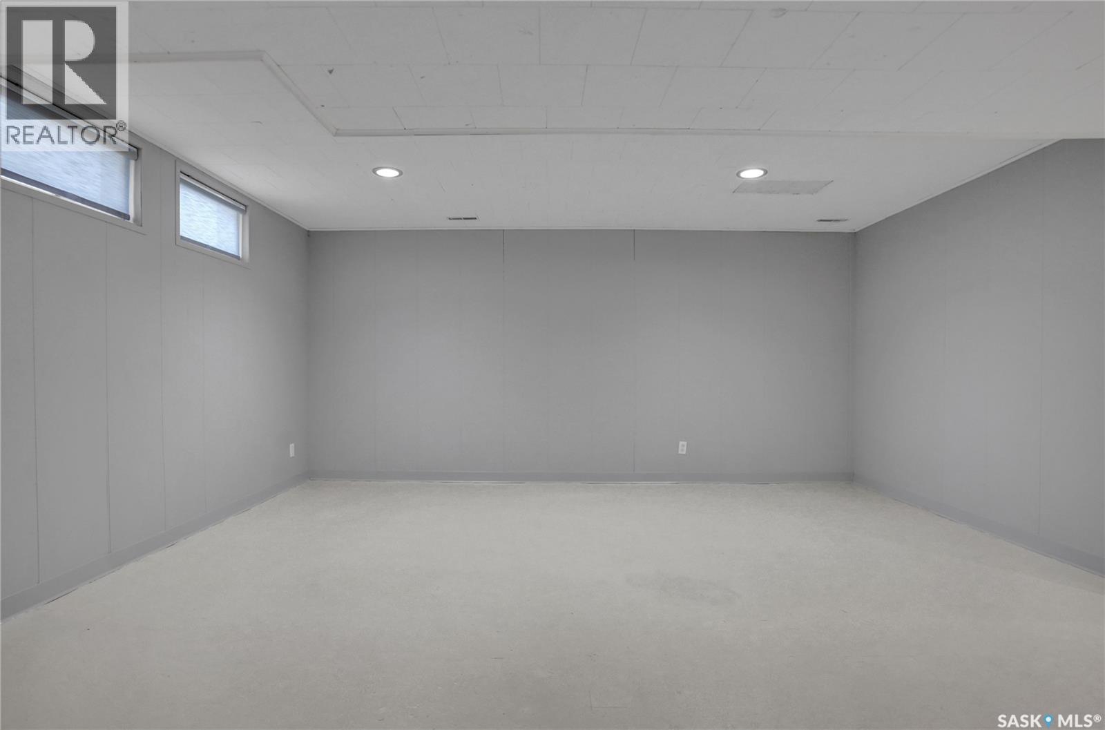 972 SIMCOE STREET, Moose Jaw — photo 27