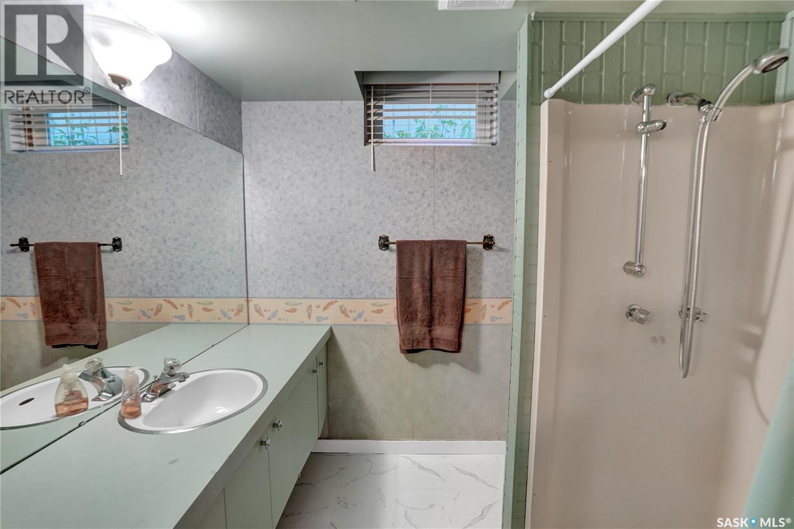 972 SIMCOE STREET - Image 38