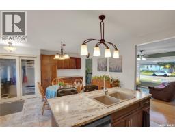 972 Simcoe Street, Moose Jaw, SK S4P0J3 Photo 14