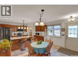 972 Simcoe Street, Moose Jaw, SK S4P0J3 Photo 16