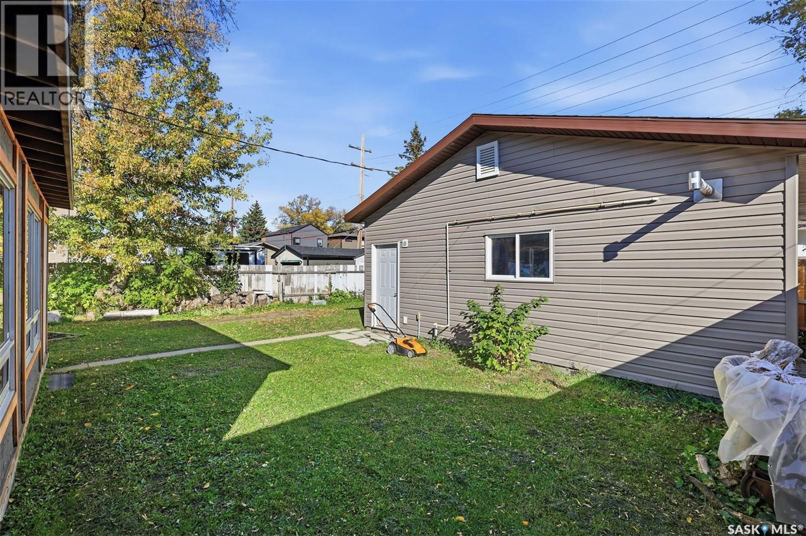 1715 Broadway AVENUE, Saskatoon — photo 30