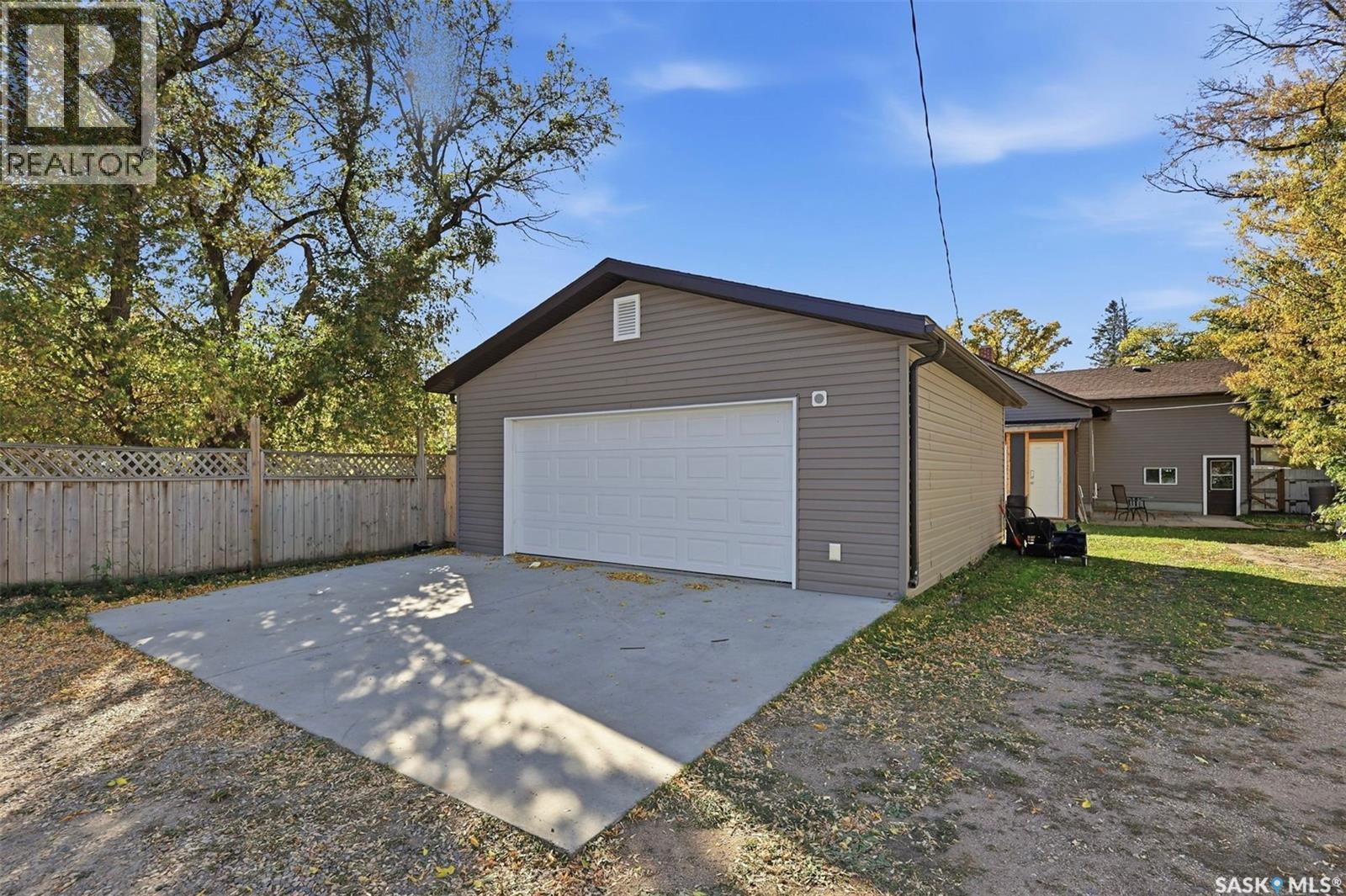 1715 Broadway AVENUE, Saskatoon — photo 33