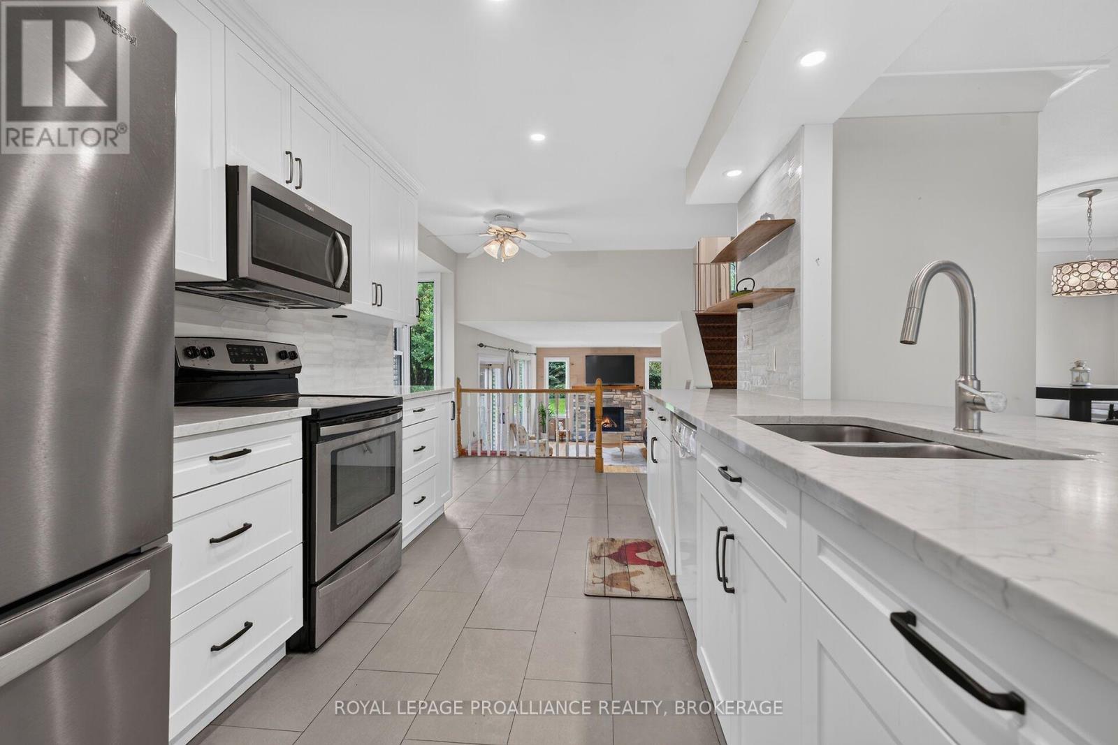 383 BERNICE DRIVE - Image 13