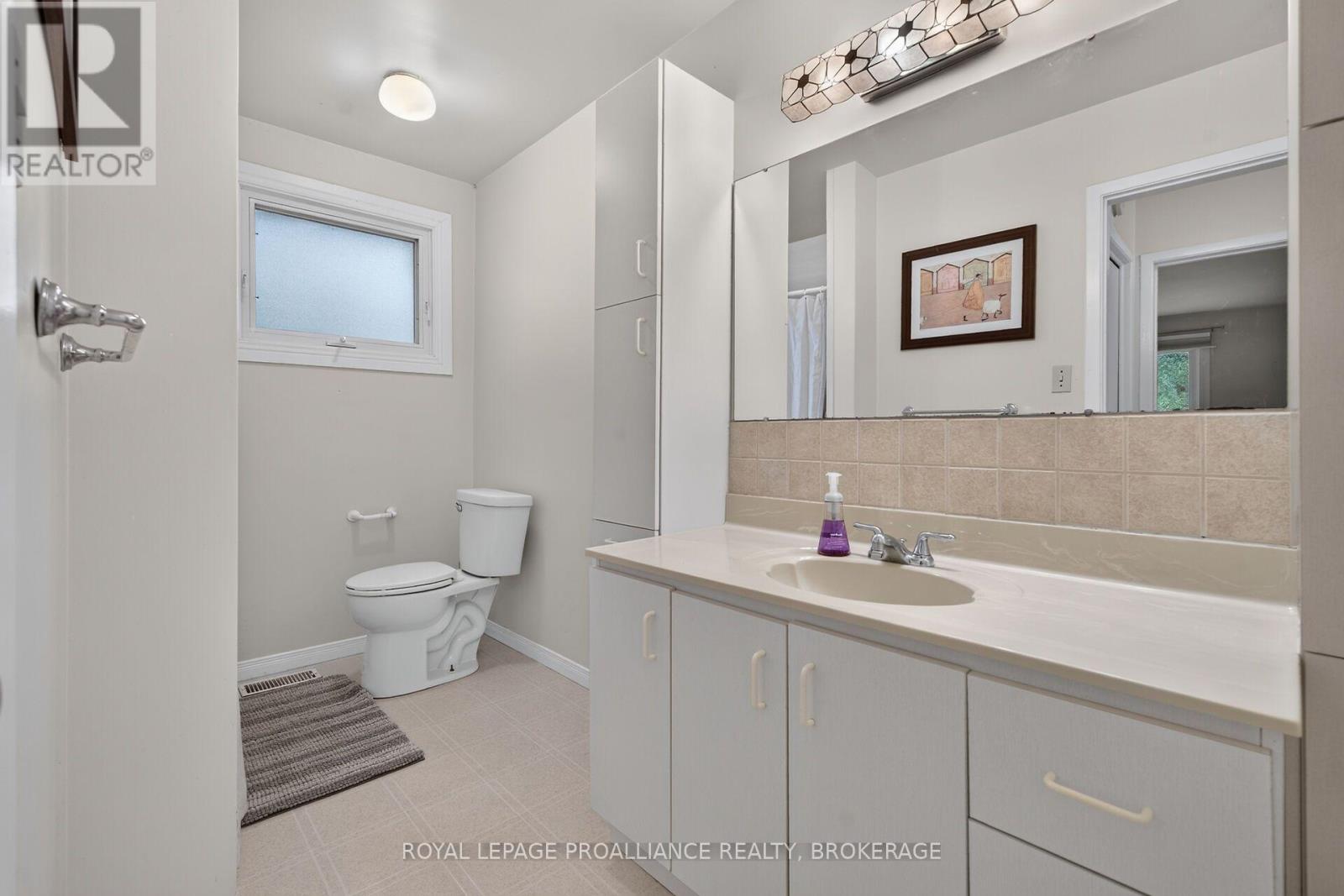 383 BERNICE DRIVE - Image 25