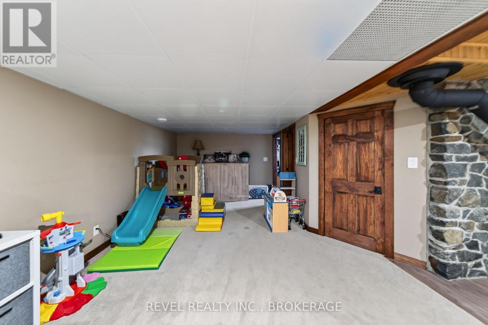 5140 ARENA BOUNDARY ROAD - 28