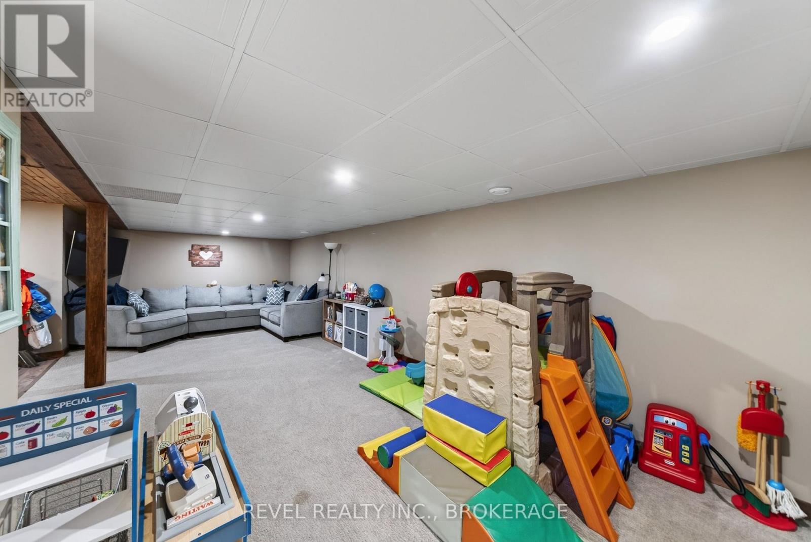 5140 ARENA BOUNDARY ROAD - Image 33