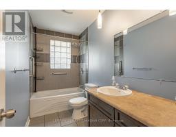 4459 Hamilton Road, Thames Centre, ON N0L1G3 Photo 12