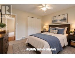4459 Hamilton Road, Thames Centre, ON N0L1G3 Photo 13