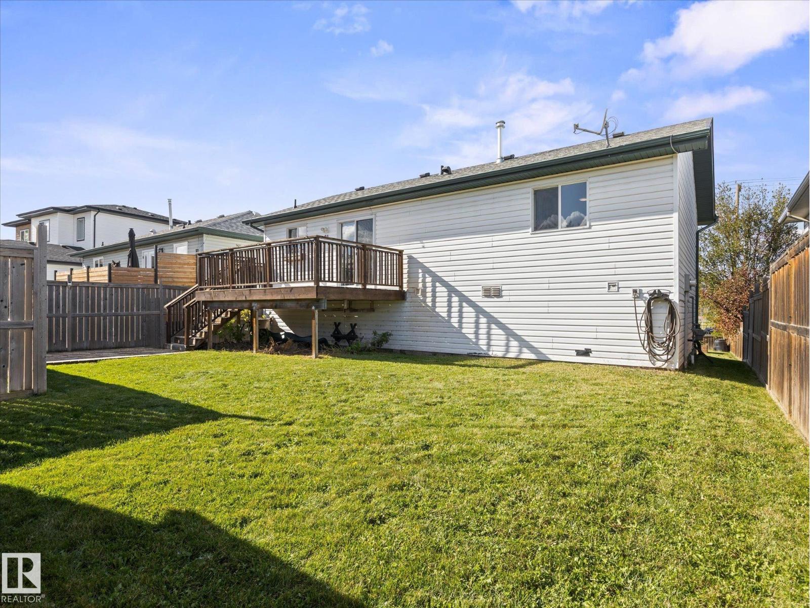 21 SPRUCE MEADOW LN - 32