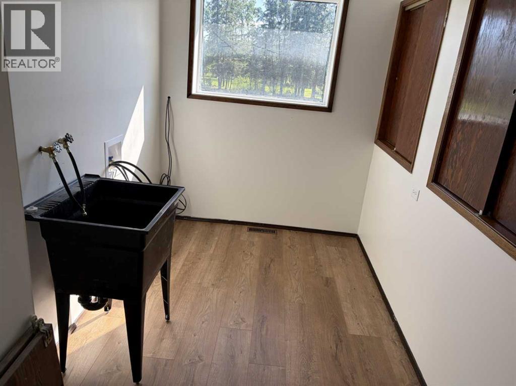 805028 Range Road 10 - Image 18