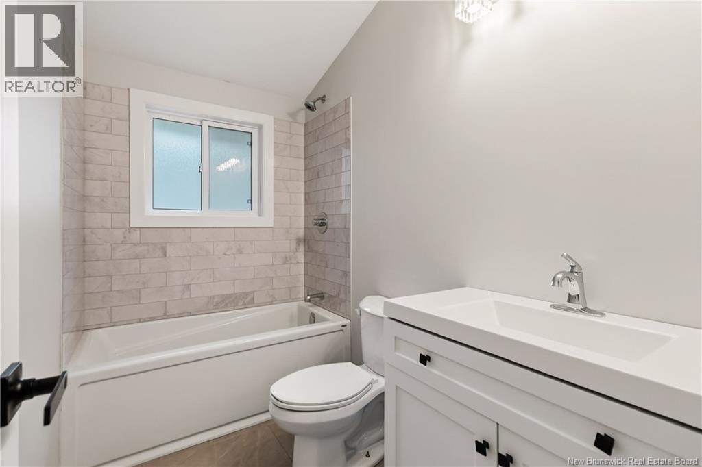 25 Vista Drive - Image 16