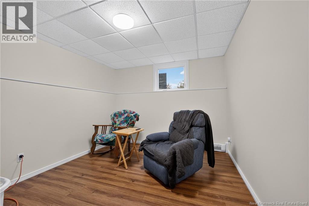 39 Kenmore Drive - Image 32