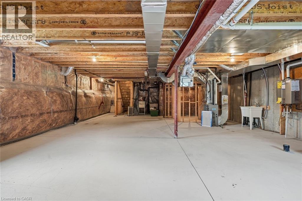 #62 4311 MANN Street - Image 32