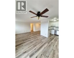 Living room - 421 Fairview Drive Unit# 503, Brantford, ON N3R7M3 Photo 7