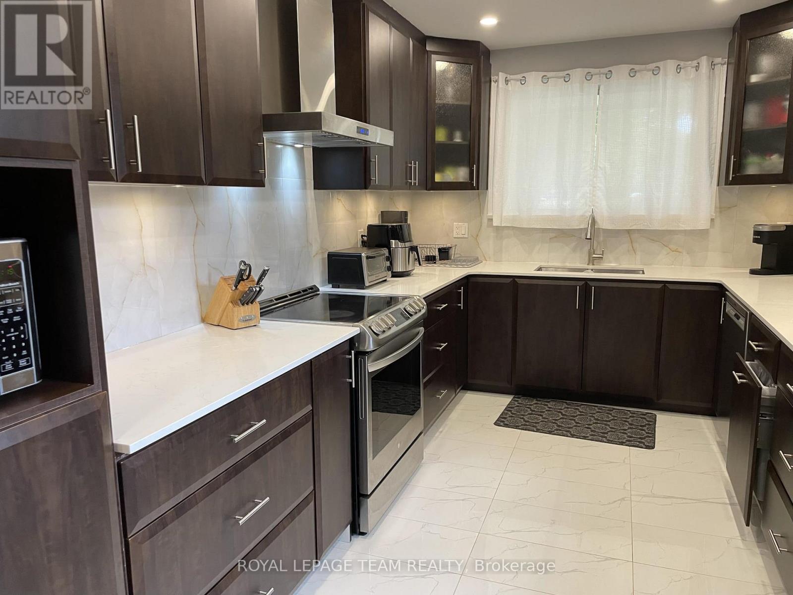 1210 ADIRONDACK DRIVE, Ottawa — photo 12
