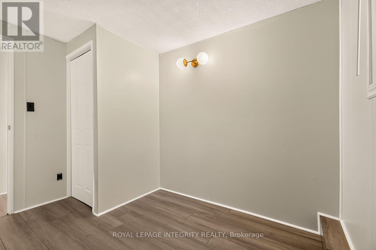 #32 7481 MITCH OWENS ROAD - Image 25