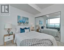 2204 - 297 Oak Walk Drive, Oakville, ON L6H6Z3 Photo 10