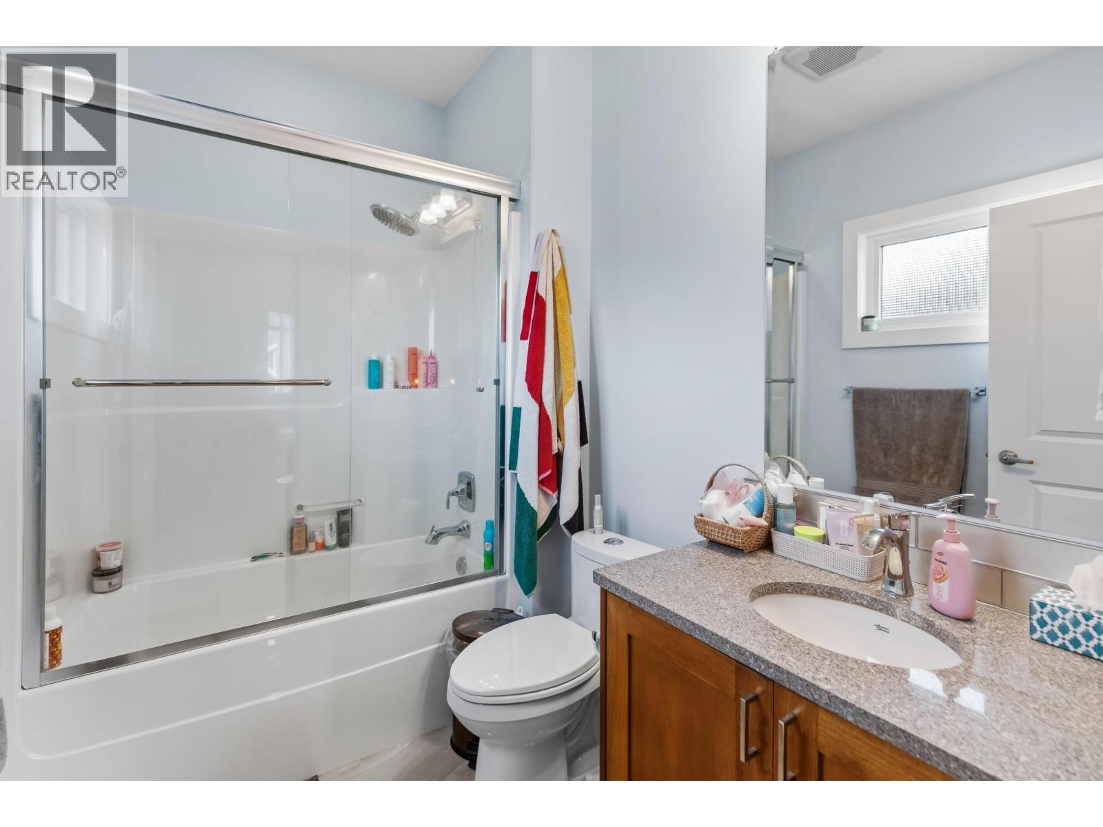 Photo 13 of 39 — 3909 BARNES DRIVE · Prince George, BC