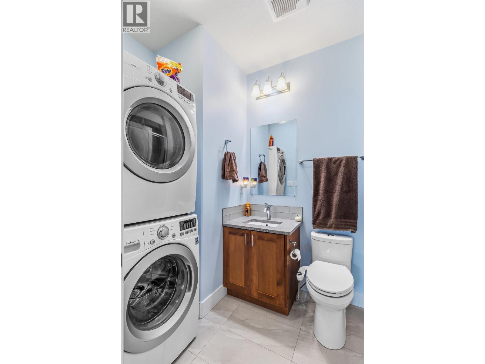 Photo 28 of 39 — 3909 BARNES DRIVE · Prince George, BC