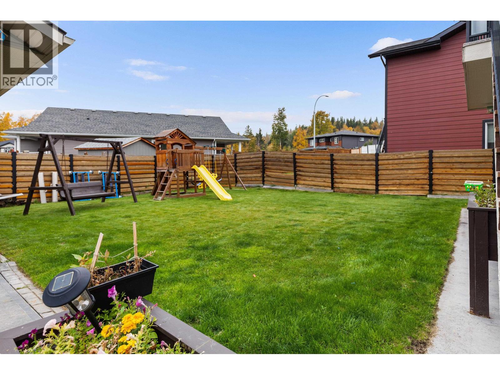 3909 BARNES DRIVE - 32