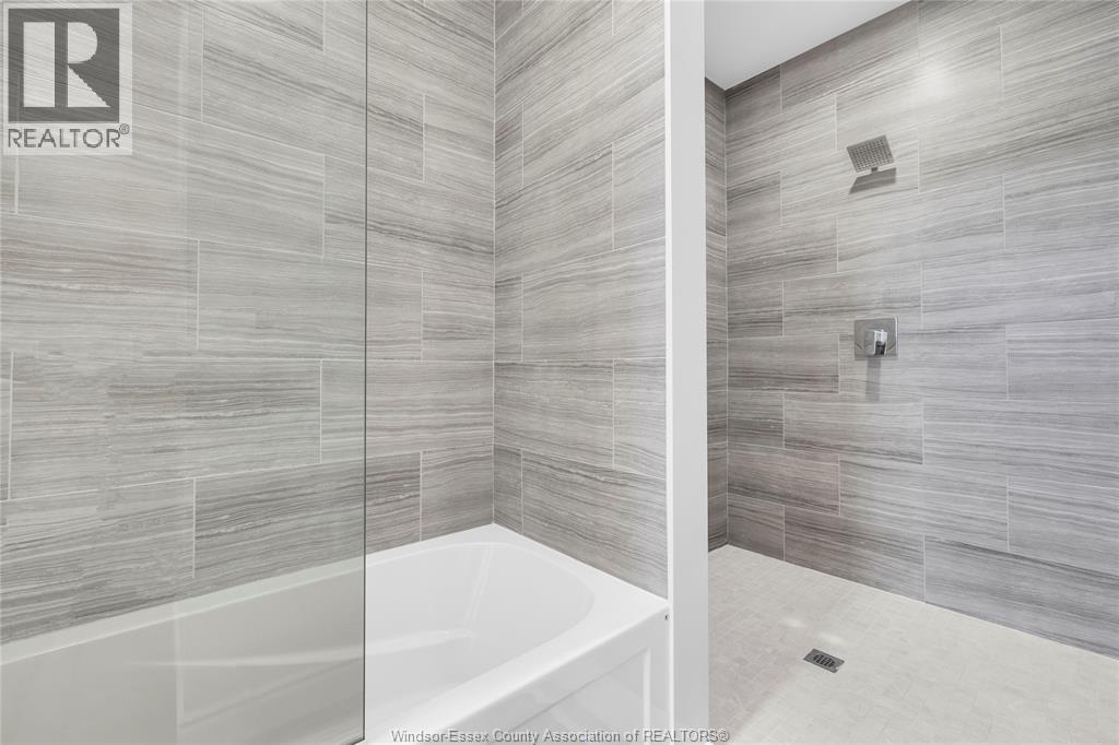 #403 1900 6th CONCESSION - Image 33