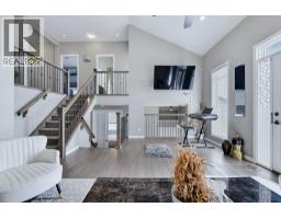 212 Lakepointe Drive - photo 32