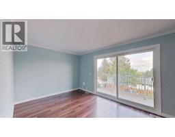 83, 1055 72 Avenue NW - photo 9