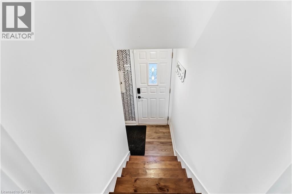 41 SHARON Avenue Unit# Basement Unit, Hamilton — photo 5