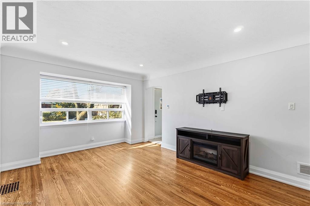 41 SHARON Avenue Unit# Main Floor, Hamilton — photo 11
