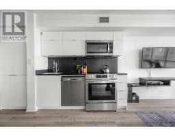 1209 - 21 Iceboat Terrace, Toronto, ON M5V4A9 Photo 8