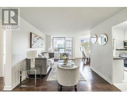 809 - 10 Edgecliffe Golfway, Toronto, ON M3C3A3 Photo 10