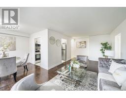 809 - 10 Edgecliffe Golfway, Toronto, ON M3C3A3 Photo 13