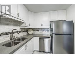 809 - 10 Edgecliffe Golfway, Toronto, ON M3C3A3 Photo 19