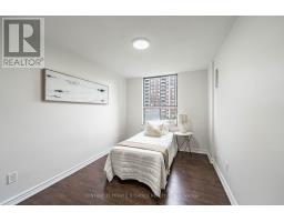 809 - 10 Edgecliffe Golfway, Toronto, ON M3C3A3 Photo 23