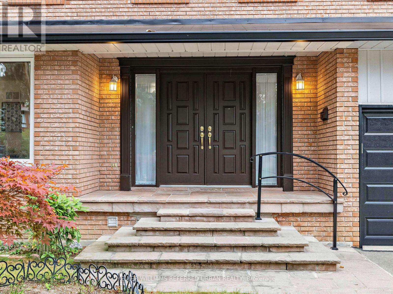 9 TIGERLILY COURT, Toronto (Newtonbrook West) — photo 2