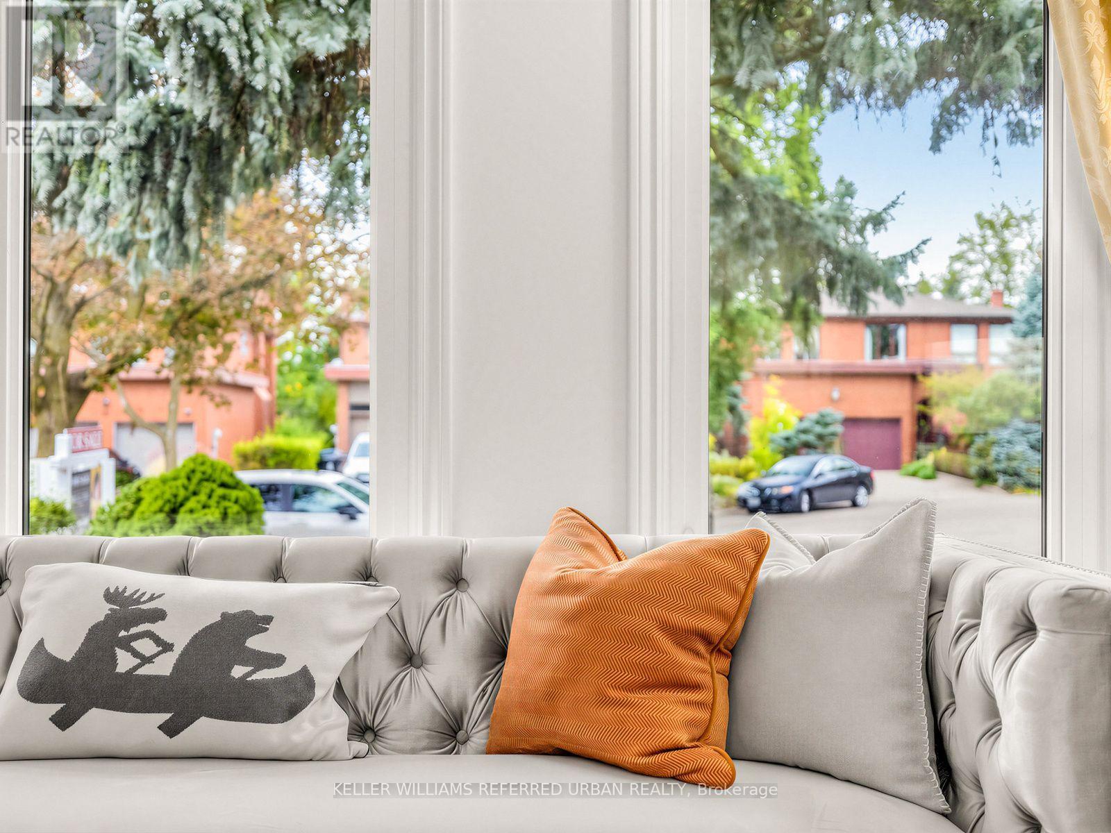 9 TIGERLILY COURT - 7