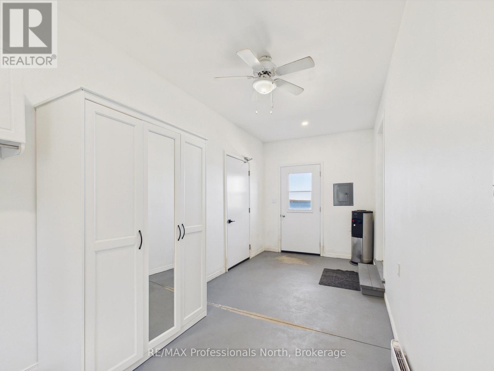 772 S BERNARD LAKE ROAD - 31