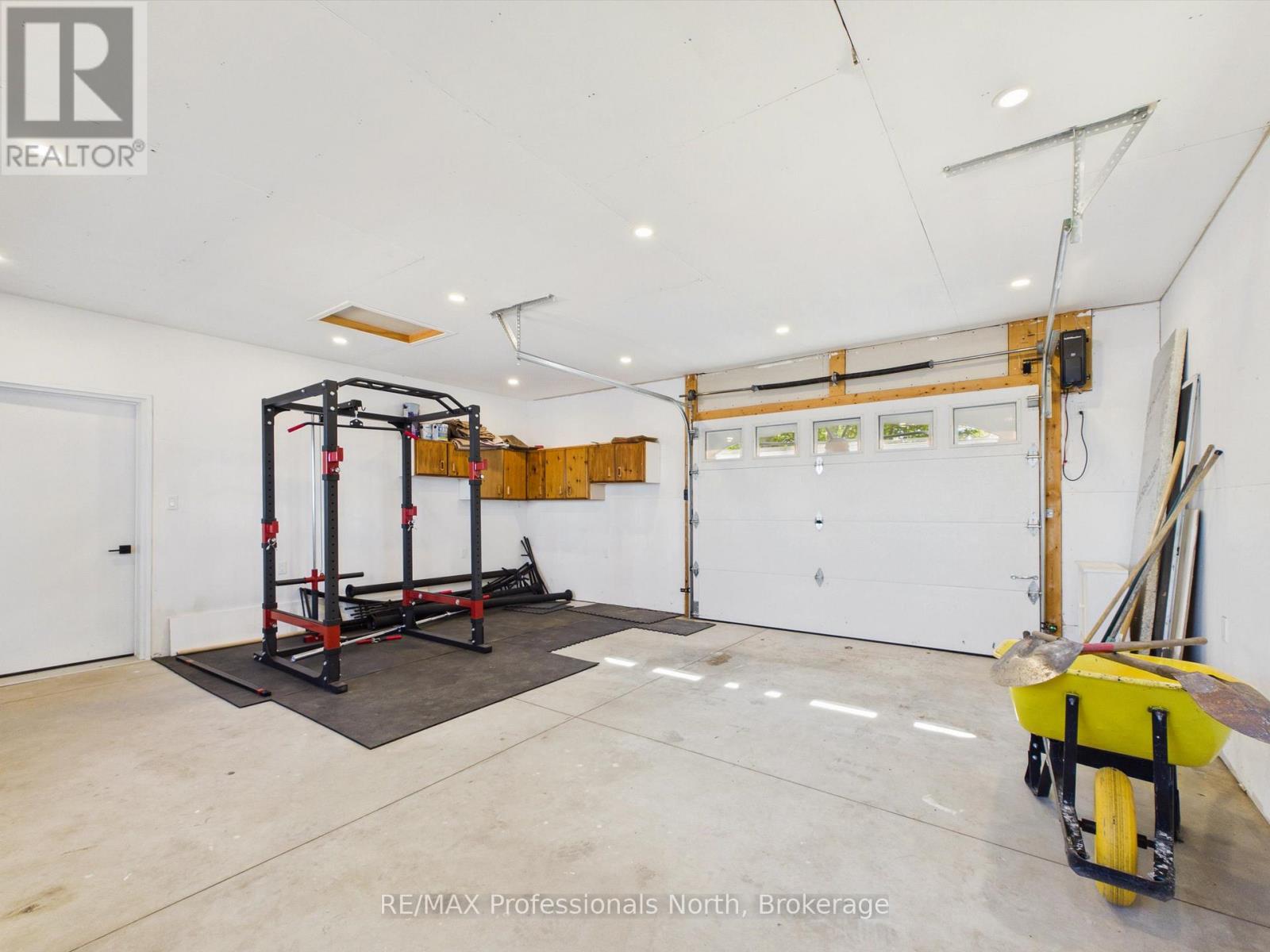 772 S BERNARD LAKE ROAD - 32