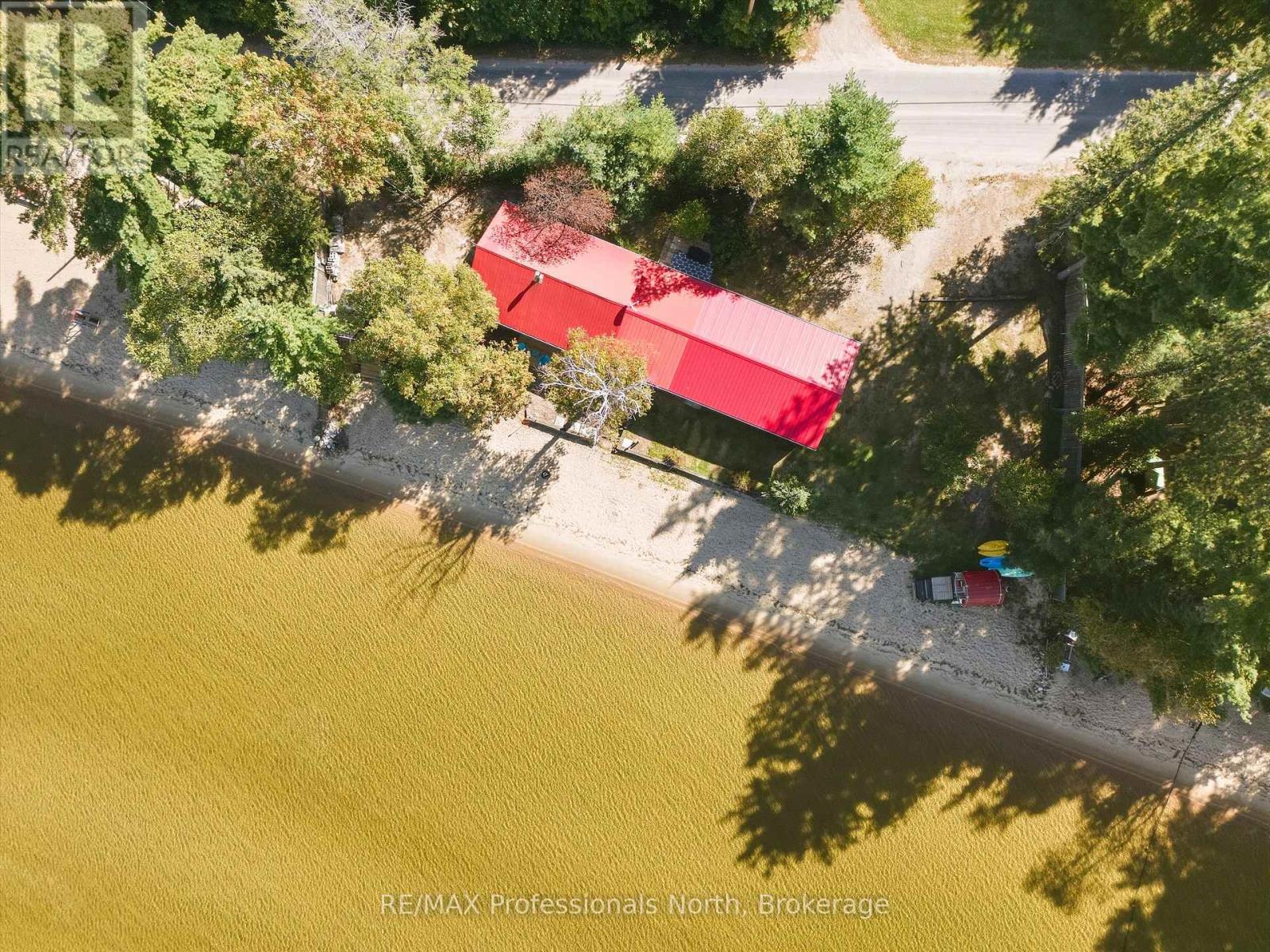 772 S BERNARD LAKE ROAD - 39
