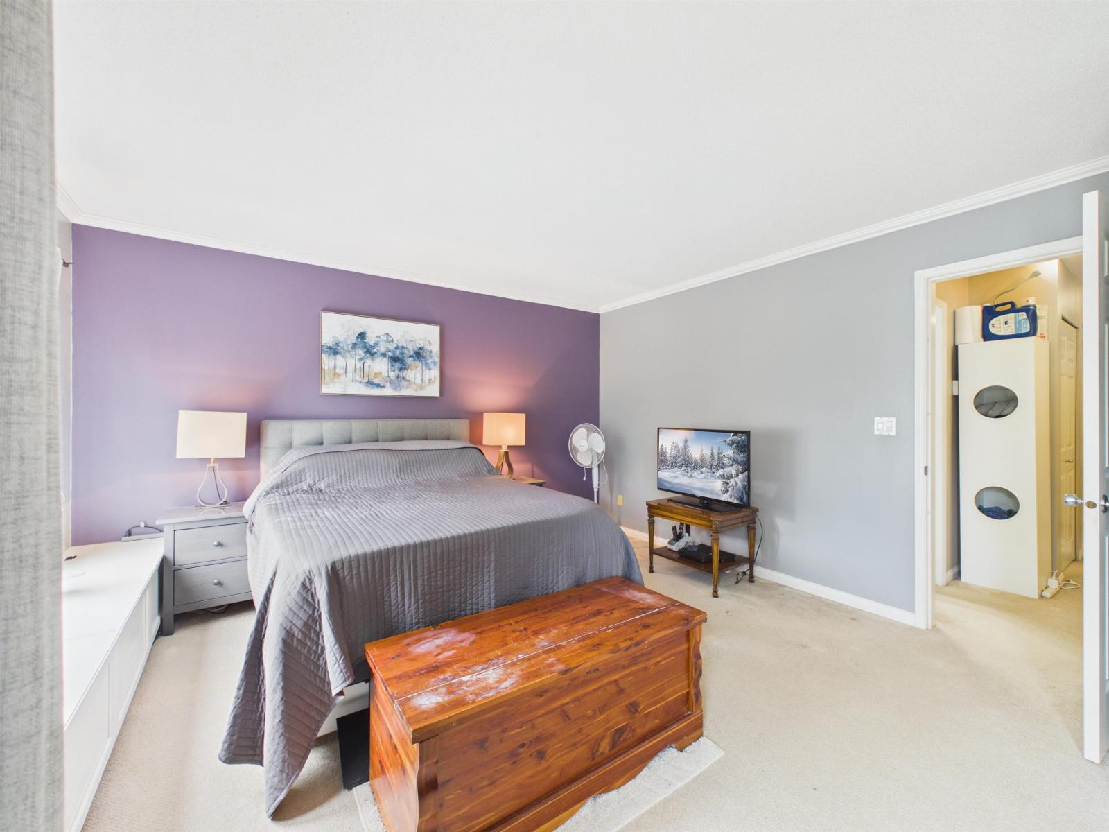 Photo of 74 6465 184A STREET 19