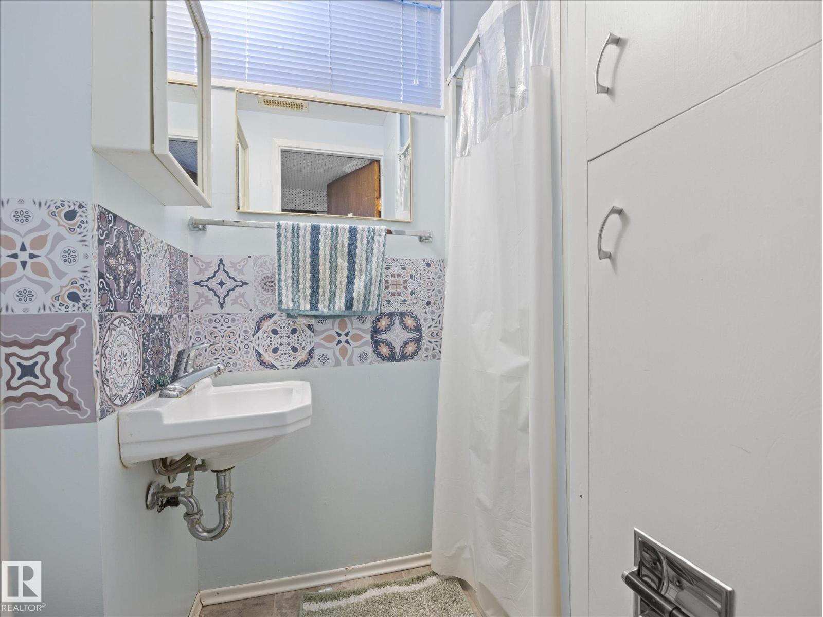 12408 134 ST NW - 26