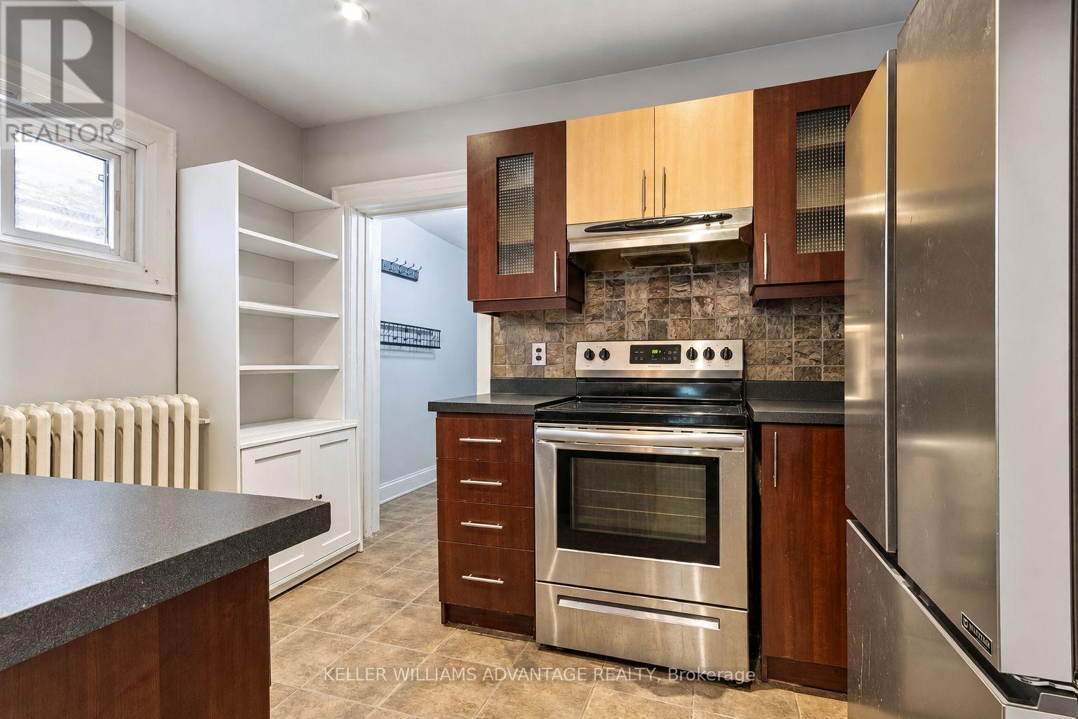 MAIN & 2ND - 585 WOODBINE AVENUE, Toronto (East End-Danforth) — photo 12