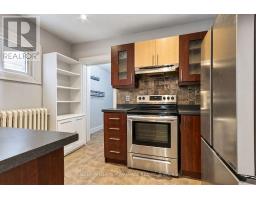 Main & 2nd - 585 Woodbine Avenue, Toronto, ON M4E2H9 Photo 12