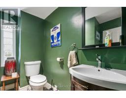 Main & 2nd - 585 Woodbine Avenue, Toronto, ON M4E2H9 Photo 15
