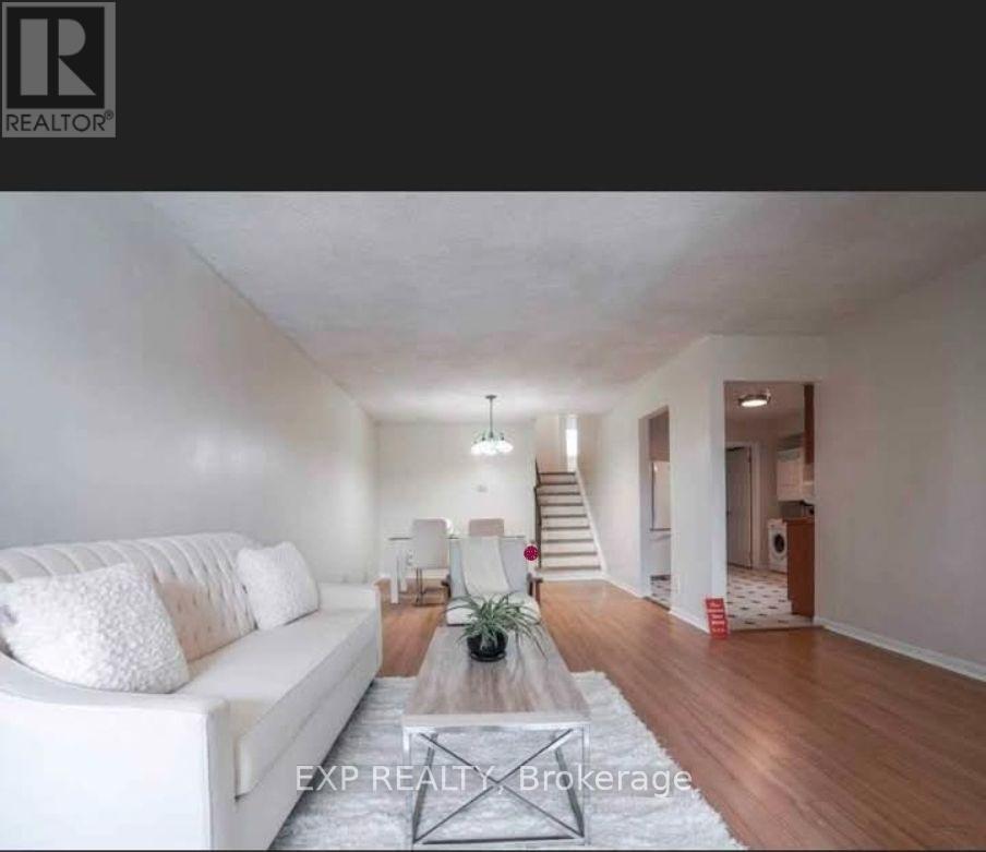 MAIN - 26 GREENLEAF TERRACE, Toronto (Malvern) — photo 2