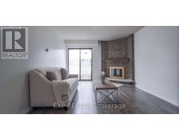 Main - 26 Greenleaf Terrace, Toronto, ON M1B4J4 Photo 6
