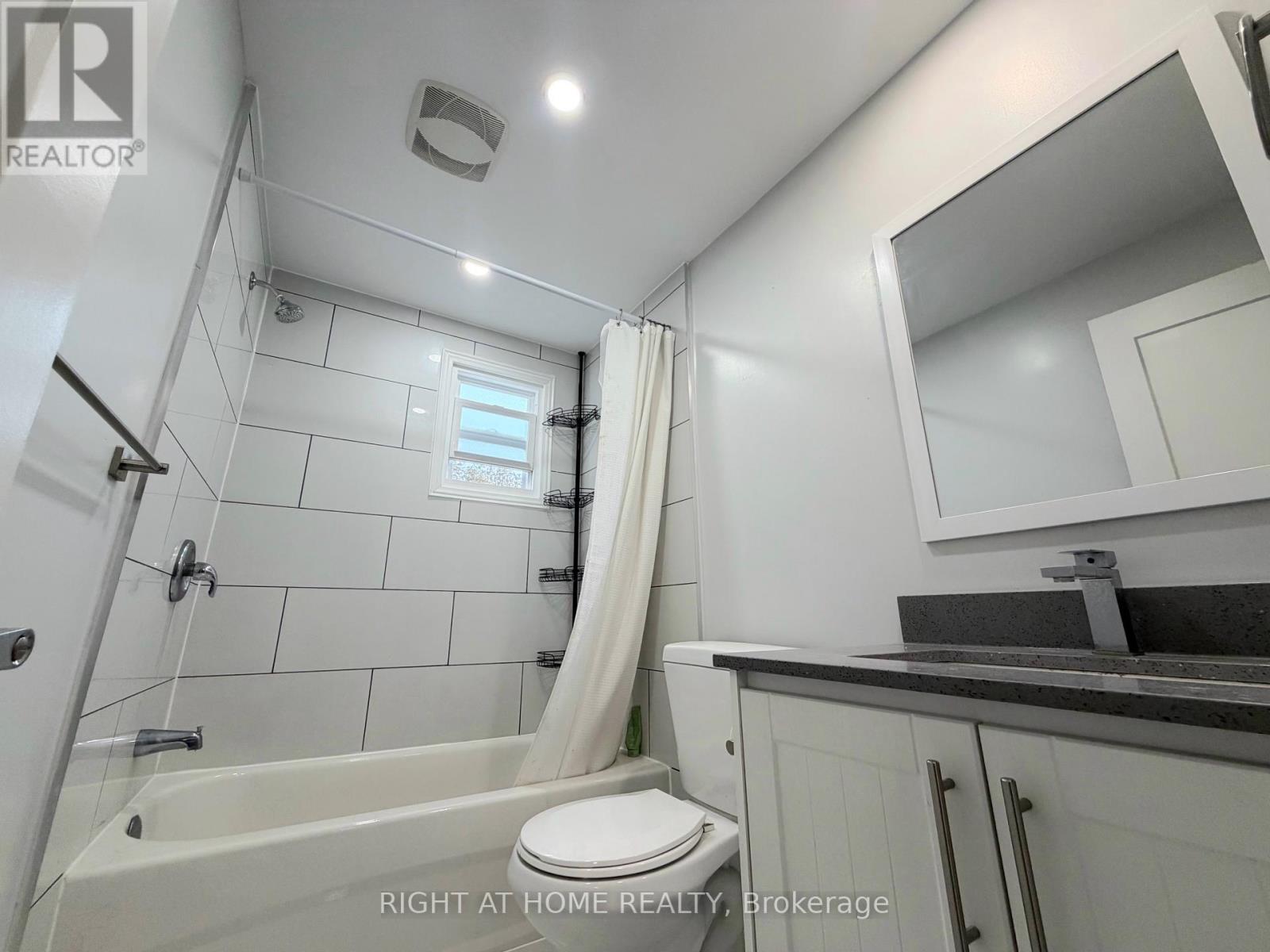 UPPER - 408 STRATHMORE BOULEVARD, Toronto (Danforth) — photo 3